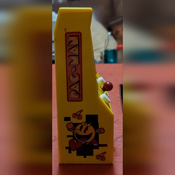 Vintage PAC-MAN Handheld Game - Picture 3 of 4